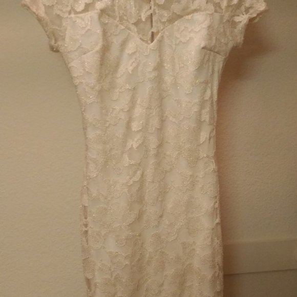 B. Darlin Beige Lace Bodycon Dress - Picture 4 of 4